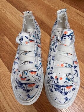 Blowfish Malibu Marley 4 Earth Slip-Ons Palm Tree Women’s size 9.5